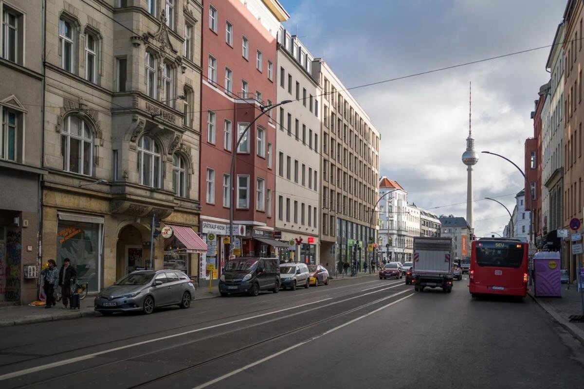 Apartment At Rosenthaler Platz Berlin Exterior photo