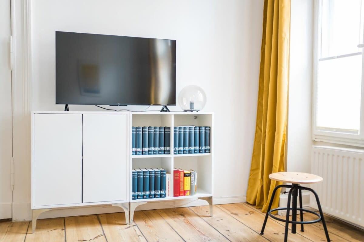 Apartment At Rosenthaler Platz Berlin Exterior photo