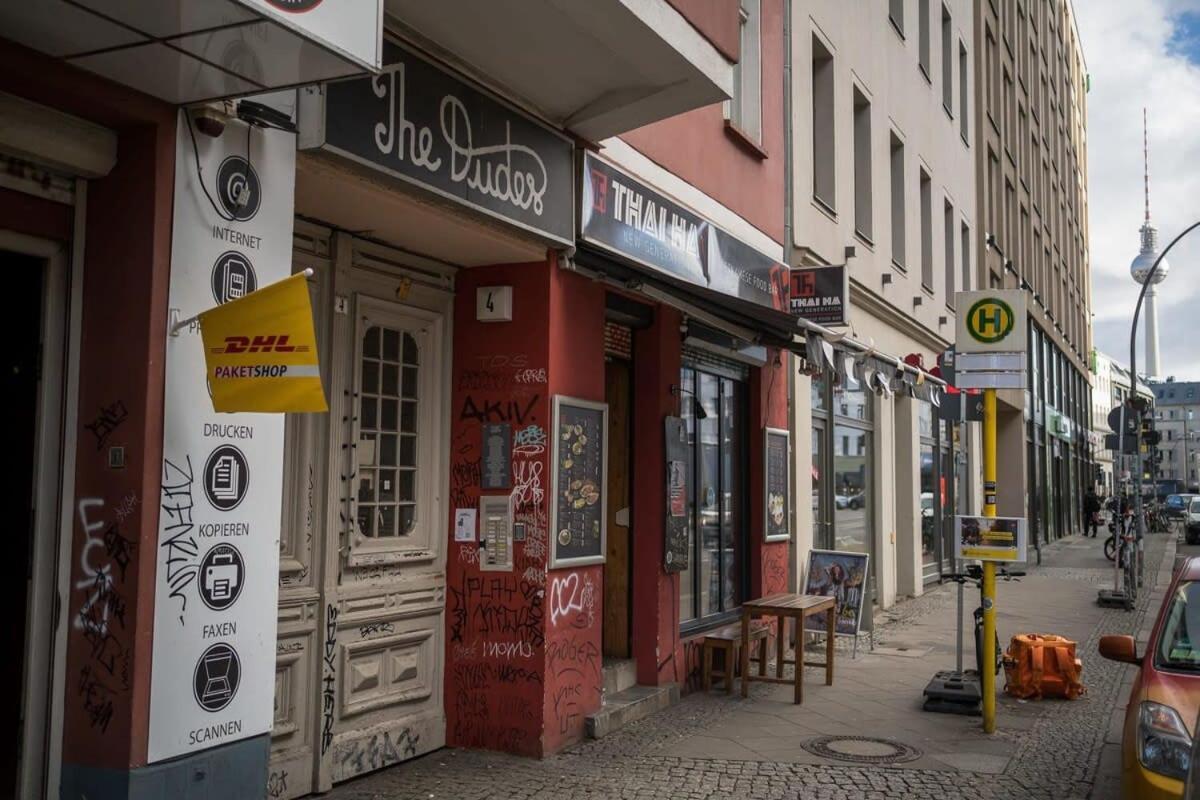 Apartment At Rosenthaler Platz Berlin Exterior photo